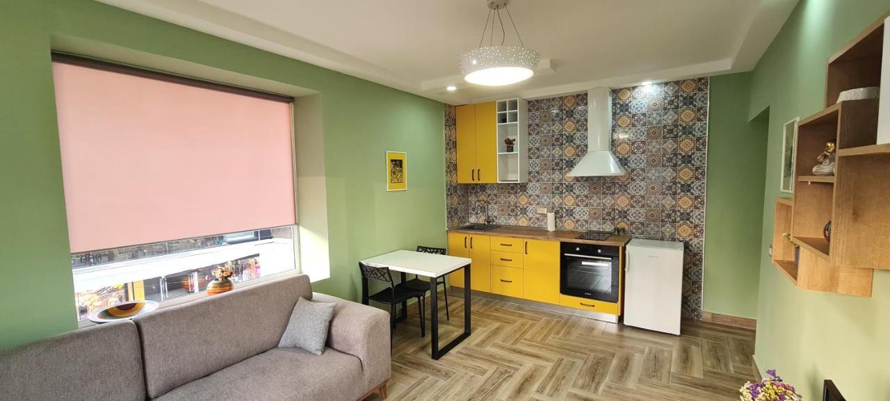 Appartement 2V1 - Sheshi Willson à Tirana Extérieur photo