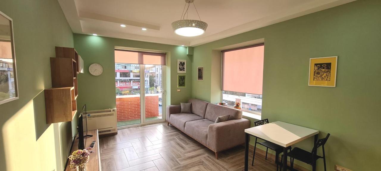 Appartement 2V1 - Sheshi Willson à Tirana Extérieur photo