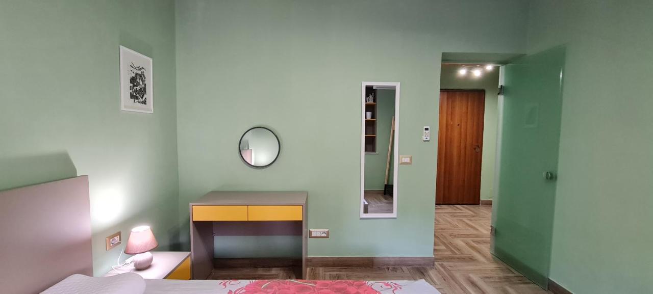 Appartement 2V1 - Sheshi Willson à Tirana Extérieur photo